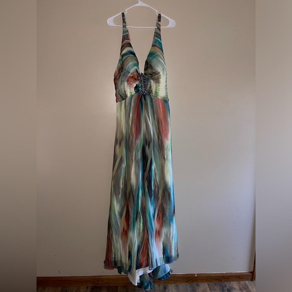 Flowy Multicolored Demetrios Dress - Size 10